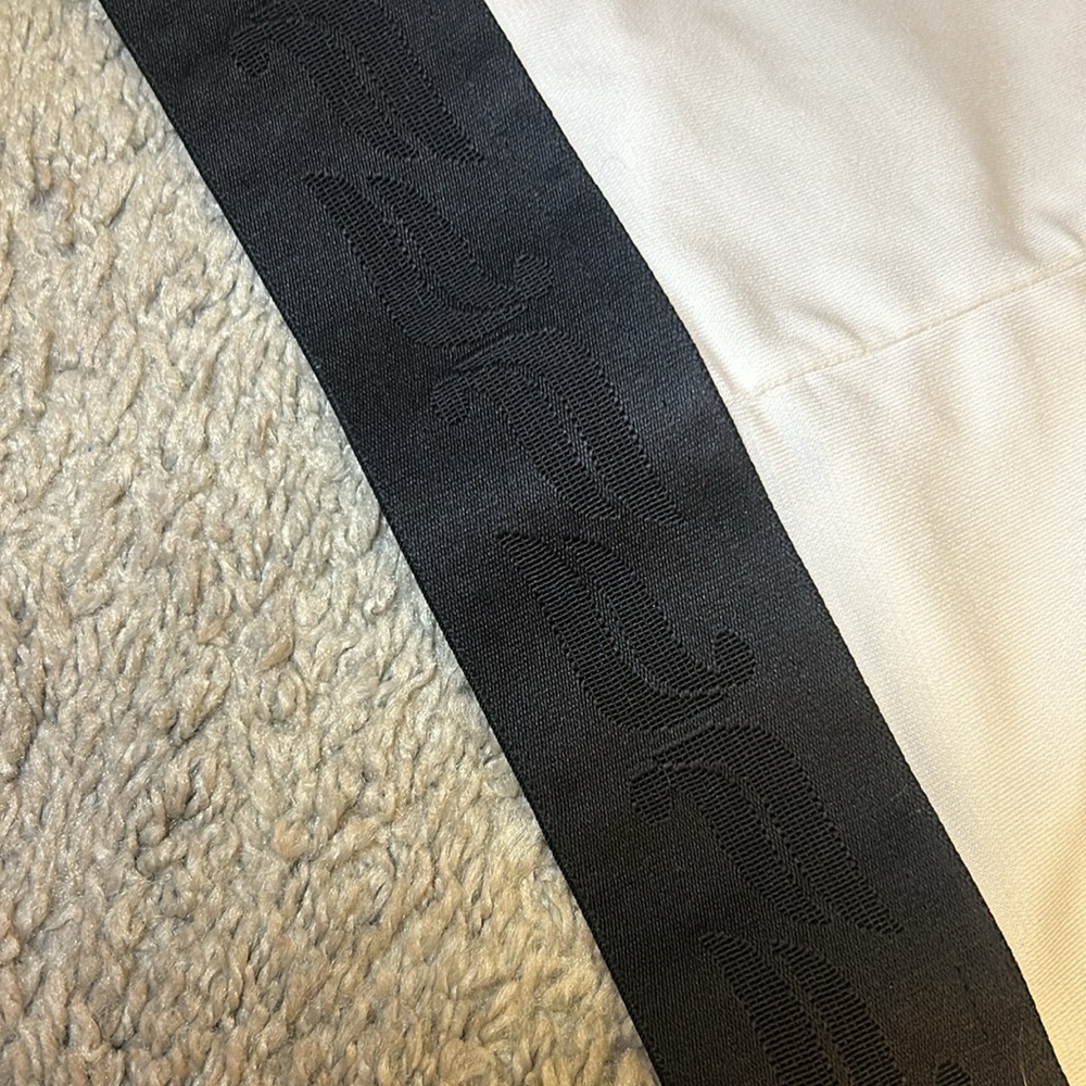 Fabletics workout top - Picture 3 of 4